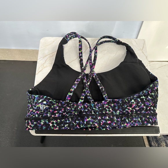 Lululemon NWOT SZ 12 sports bra - Picture 2 of 4